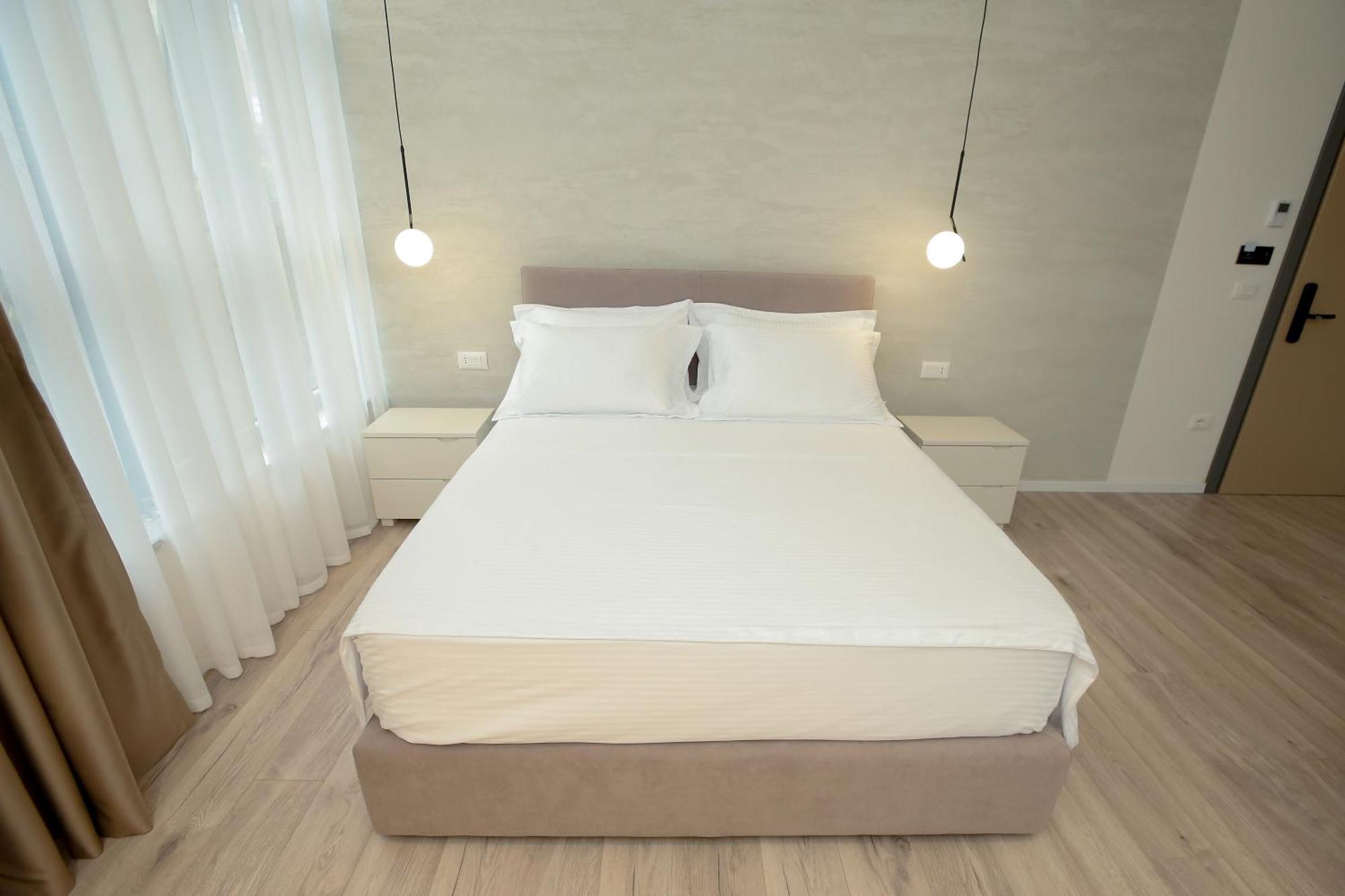 Nos Luxury Rooms Shkodër エクステリア 写真